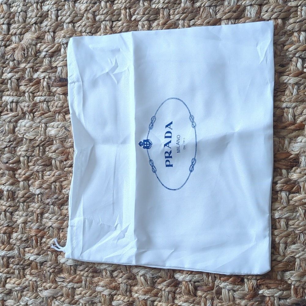 Dust bag